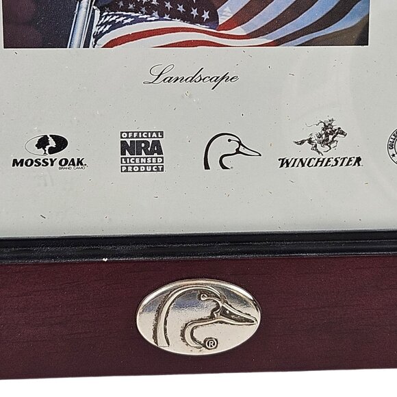 Enmon Accessories Picture Frame Ducks Unlimited 5x7 Landscape Photo Medallion - Picture 3 of 8